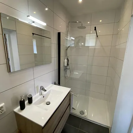 Apartment Modern 3 In Historic Abbey *